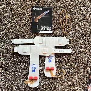 US glove gymnastics grips